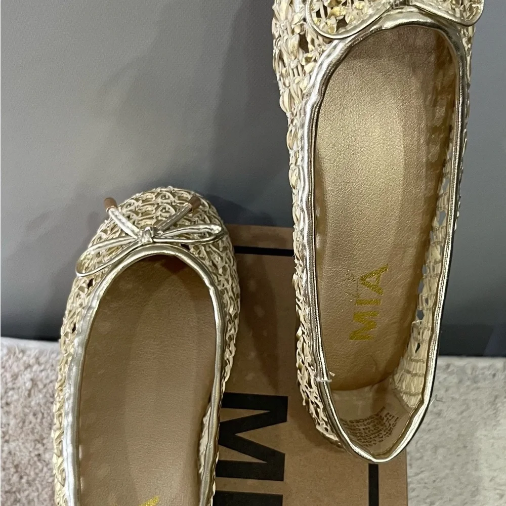 MIA Gold Metallic Woven Flats‎ Girl’s shoes